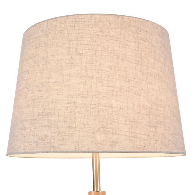 lampa do salonu lub sypialni w stylu skandynawskim w kolorze beżowym