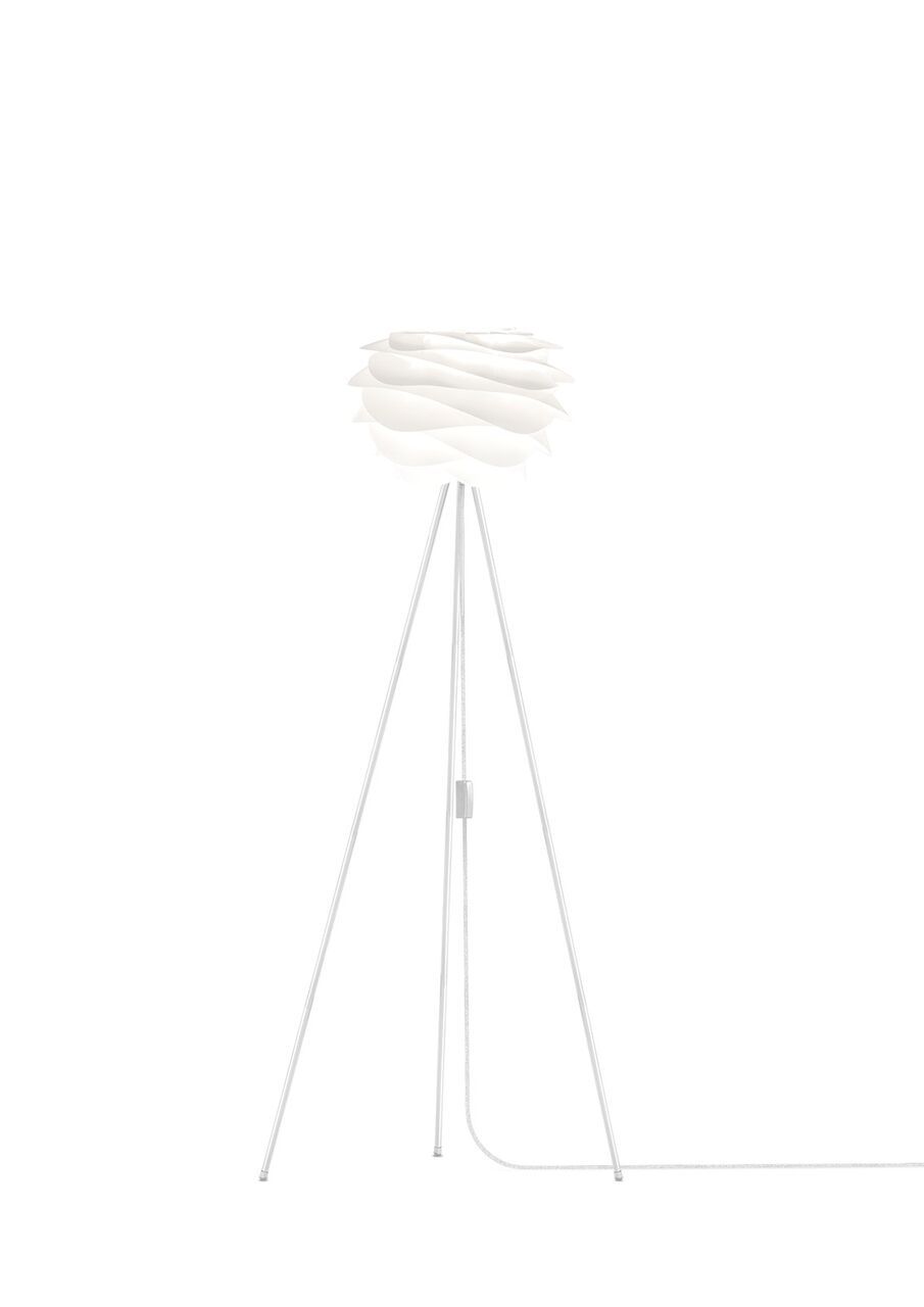 lampa podłogowa cała biała, podstawa w formie trójnogu