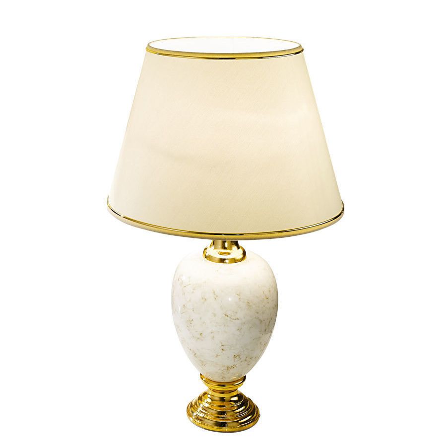 klasyczna, beżowa lampa stołowa z marmurkową podstawą i złotymi detalami