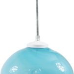 błękitna lampa wisząca wykonana ze szkła, klosz w formie kuli