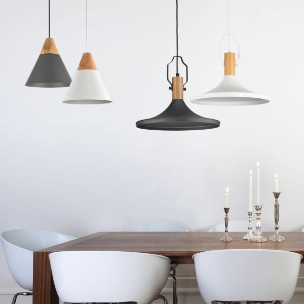 Skandynawskie lampy wiszące nad stół w salonie