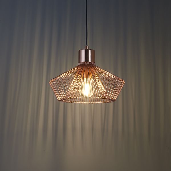 nowoczesna lampa wisząca z metalowych prętów, miedziana, styl industrialny