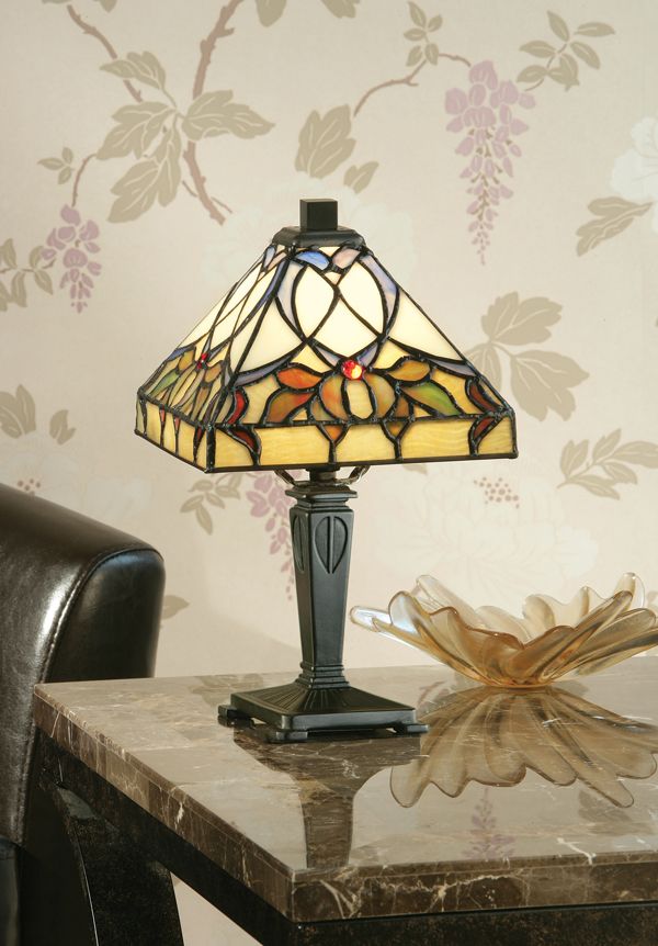 witrażowa lampka stołowa ze szkła Tiffany