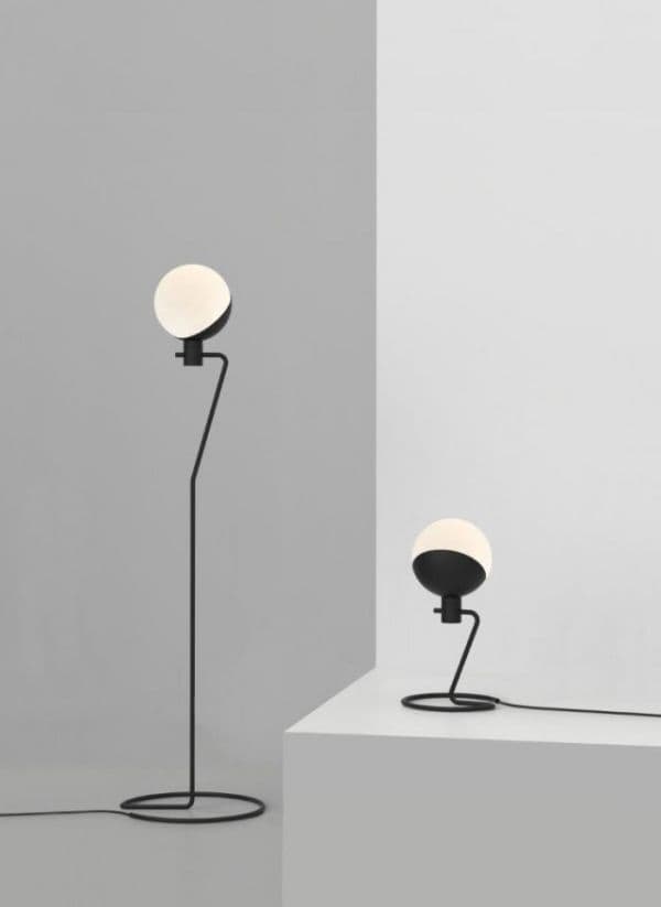 nowoczesna lampa stołowa biało-czarna